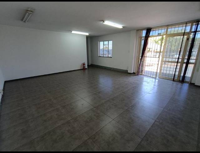 INDUSTRIAL PROPERTY TO RENT IN KYA SANDS